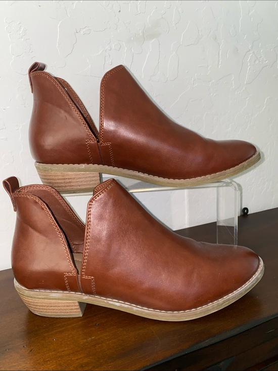 Universal Thread Shoes - Women’s Universal Thread Ankle Bootie